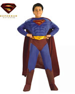 Un costume da bambino da Superman per Halloween