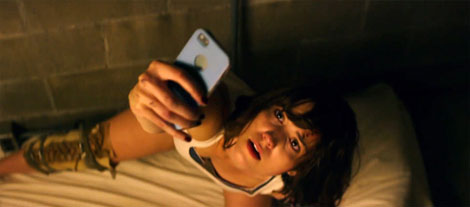 Un fotogramma del film horror 10 Cloverfield Lane