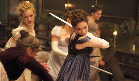 Un fotogramma del film horror PPZ: Pride + Prejudice + Zombies