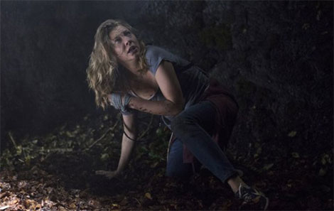 L'attrice Natalie Dormer in un fotogramma del film The Forest