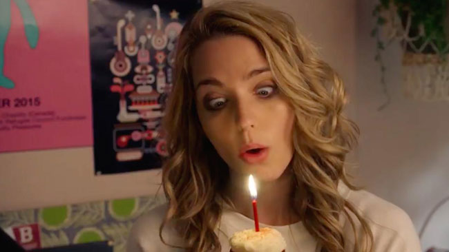 Un fotogramma del film horror Auguri per la tua morte