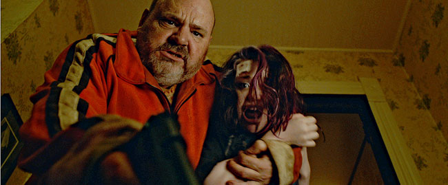 Un fotogramma del film horror The Devil's Candy