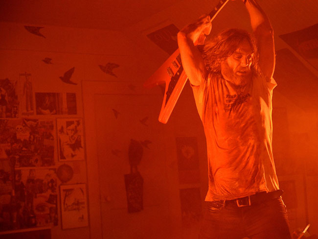 Un fotogramma del film horror The Devil's Candy