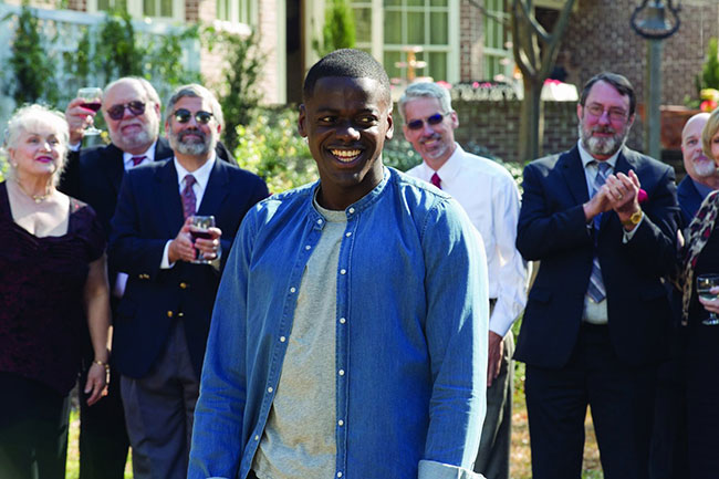 Un fotogramma del film del 2017 Scappa Get Out