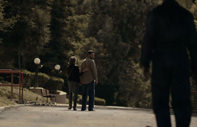 Un fotogramma del film del 2017 We Go On