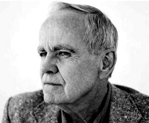 Lo scrittore Cormac McCarthy nel 2012