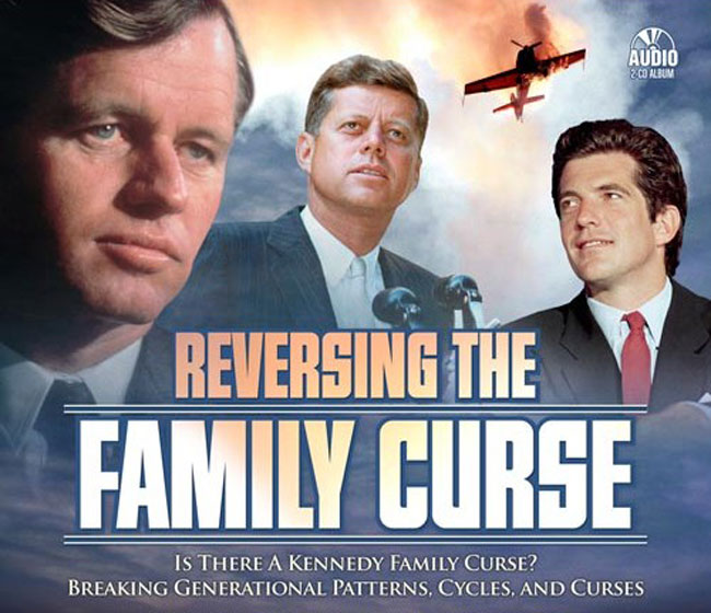 La copertina di un audiolibro dedicato alla maledizione della famiglia Kennedy