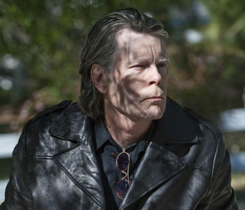 King nel ruolo del pulitore Bachman nella terza stagione di Sons of Anarchy