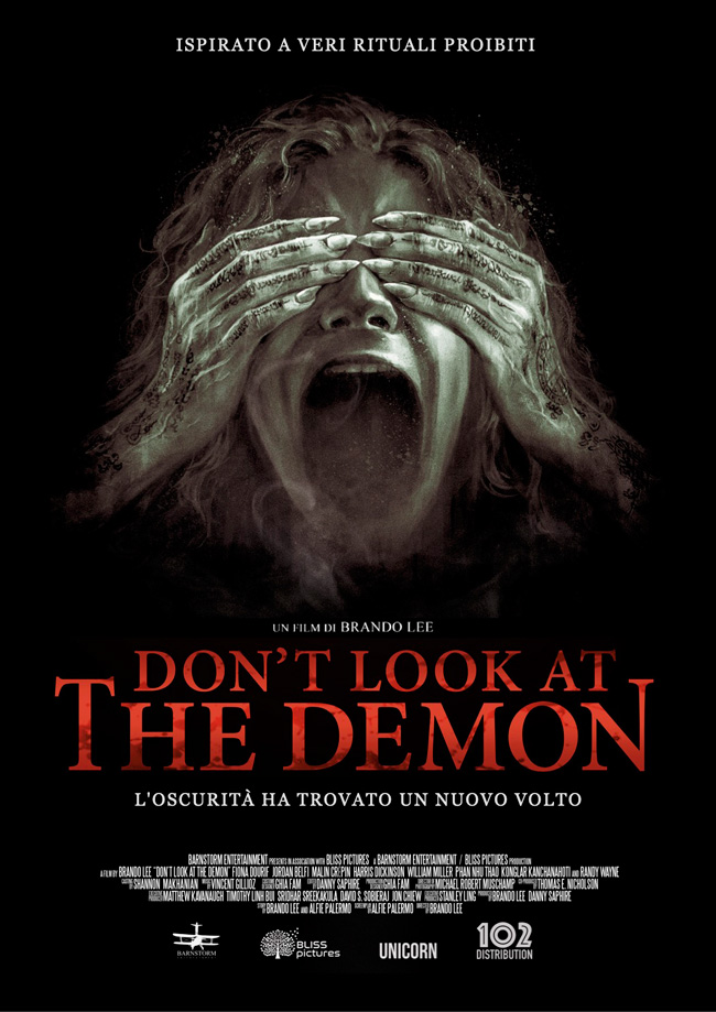 La locandina italiana del film horror Dont Look At The Demon